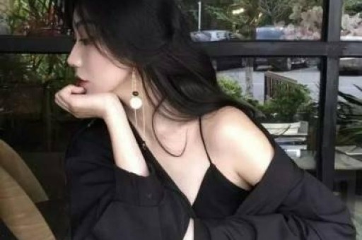 陪睡陪玩竟然只是冰山一角又有女星自曝圈内黑幕五十五岁了都不肯放过