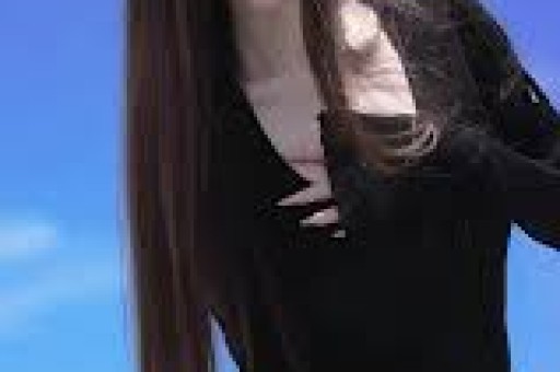 河南一男子闯入女澡堂打人洗浴中心：他进去打他媳妇；涉事男子已被警方控制